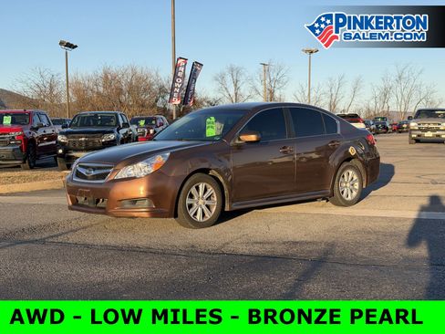 Used 2012 Subaru Legacy 2.5i Premium image 2