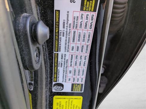 Used 2017 Toyota RAV4 XLE image 14