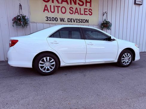 Used 2013 Toyota Camry LE FWD image 3