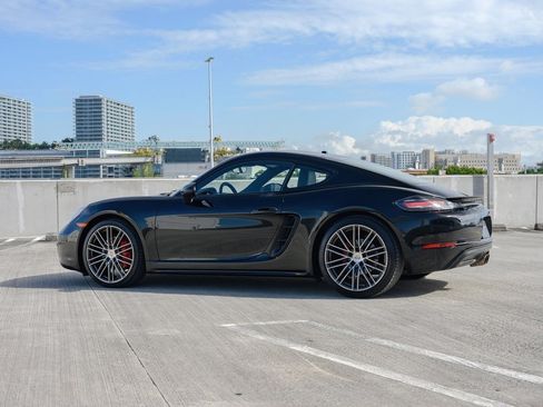 Used 2018 Porsche 718 Cayman S image 27