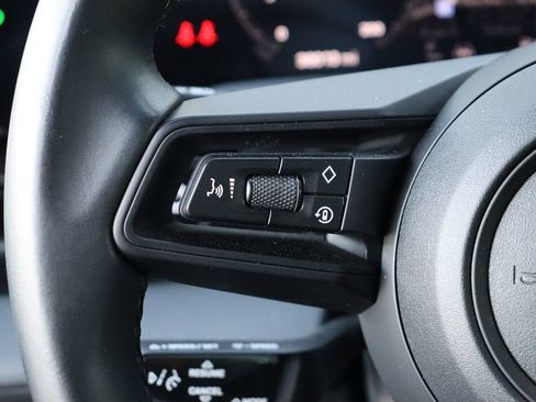 Used 2022 Porsche Taycan 4 Cross Turismo image 16