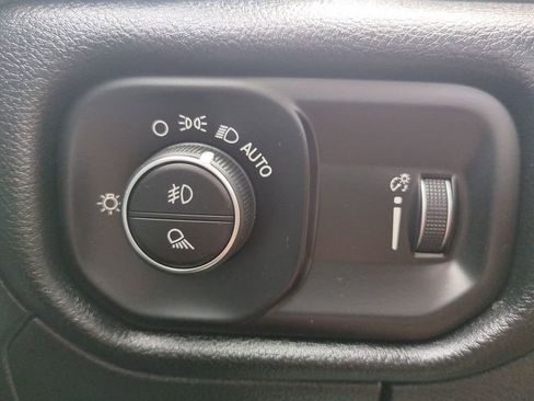 Used 2022 RAM 1500 Big Horn RWD image 28