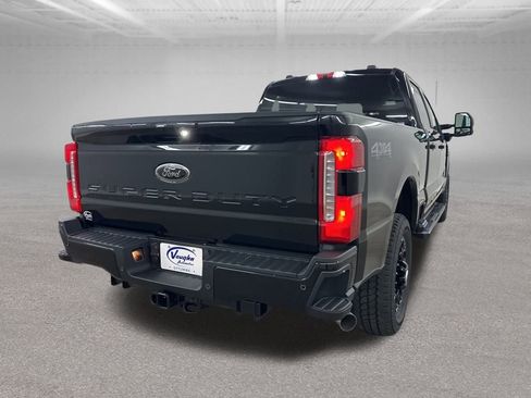 New 2026 Ford F250 Lariat w/ Black Appearance Package image 10