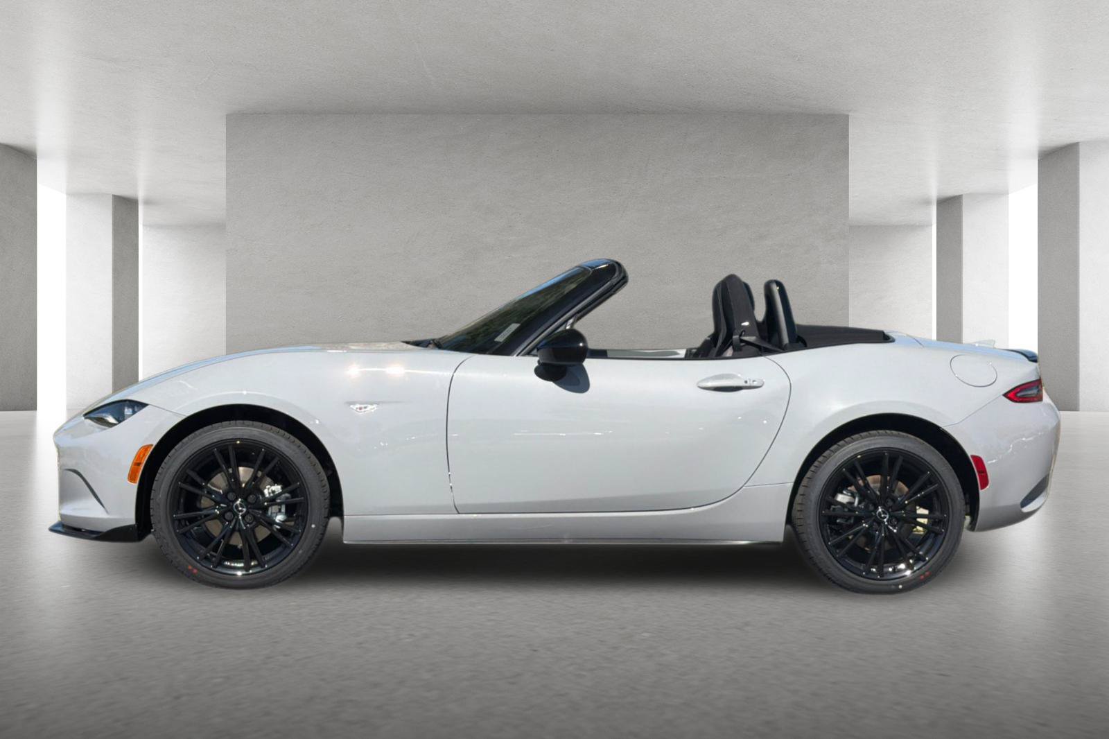 New 2026 MAZDA MX-5 Miata Club w/ Interior Package RWD image 8