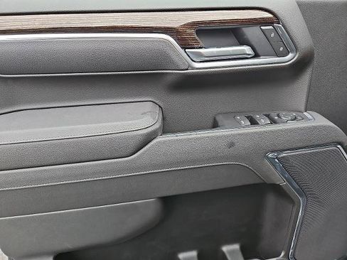 New 2026 GMC Sierra 1500 Elevation image 9