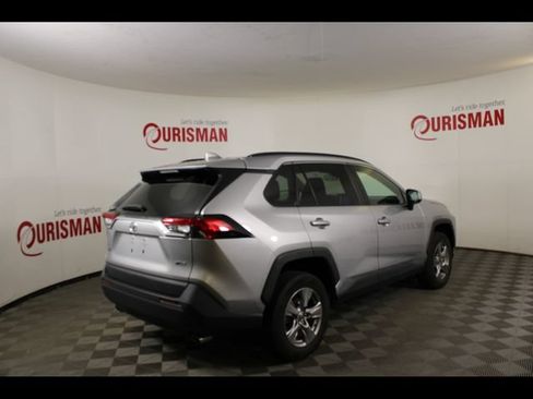 Used 2024 Toyota RAV4 XLE FWD image 8