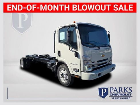 New 2025 Chevrolet Low Cab Forward image 1