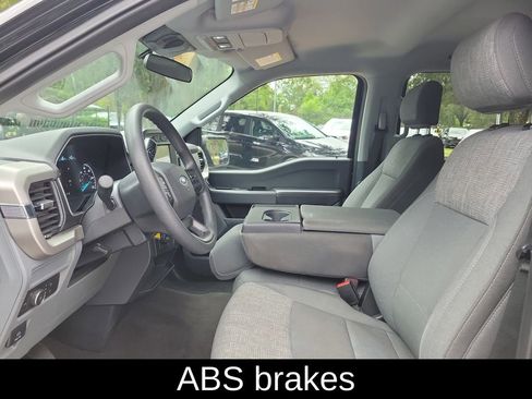 Used 2021 Ford F150 XLT AWD/4WD image 2