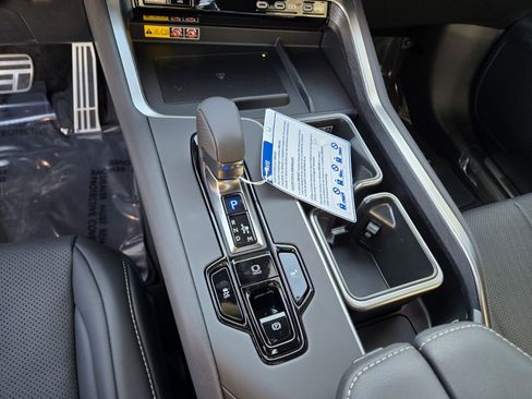 New 2026 Lexus TX 500h AWD image 12