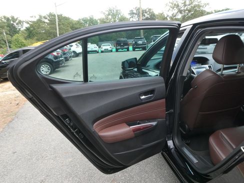 Used 2016 Acura TLX FWD image 29