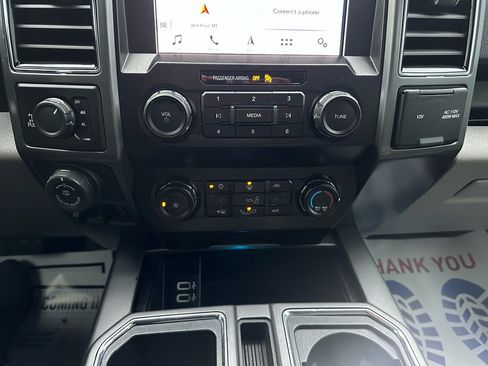 Used 2019 Ford F150 XLT w/ Equipment Group 302A Luxury image 11