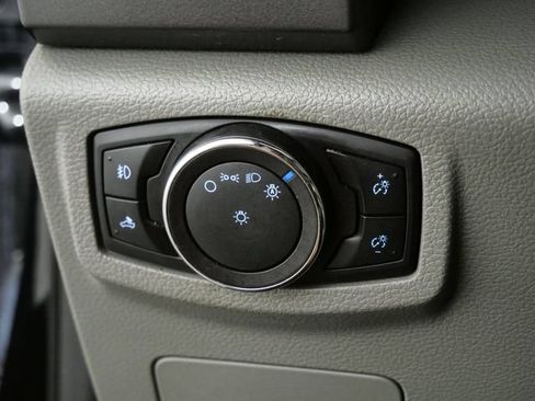 Used 2017 Ford F150 XLT w/ Equipment Group 302A Luxury AWD/4WD image 27