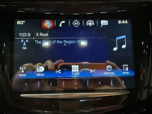 Used 2020 Cadillac Escalade Luxury image 34