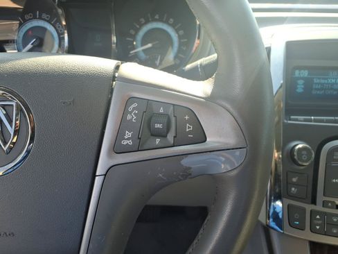 Used 2010 Buick LaCrosse CXL w/ Luxury Package FWD image 10