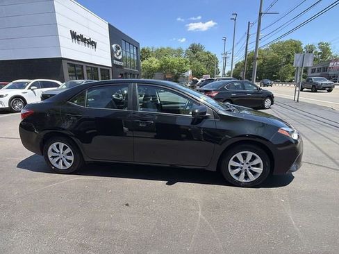 Used 2016 Toyota Corolla LE FWD image 9