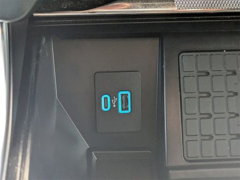 Used 2024 Ford F150 Platinum w/ Equipment Group 702A High image 26