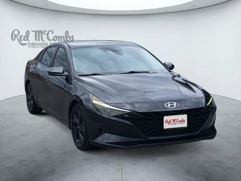 Used 2021 Hyundai Elantra SEL w/ Convenience Package FWD image 7