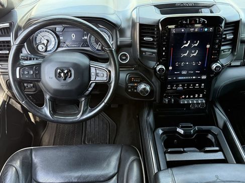 Used 2022 RAM 1500 Limited AWD/4WD image 11