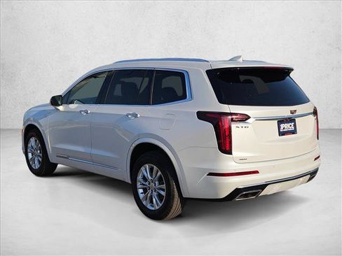 Used 2024 Cadillac XT6 Luxury w/ LPO, Floor Liner Package AWD/4WD image 8