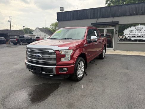 Used 2015 Ford F150 Platinum w/ Equipment Group 701A Luxury AWD/4WD image 2