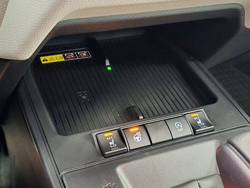 New 2026 Toyota Corolla Cross LE image 31