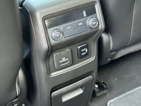 Used 2018 GMC Acadia SLT image 14