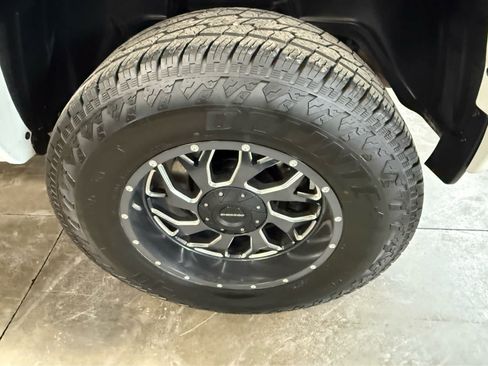 Used 2022 RAM 1500 Big Horn AWD/4WD image 32