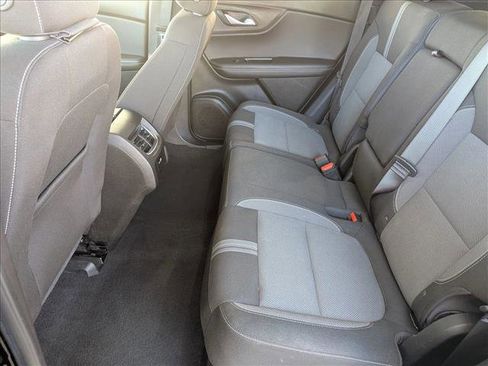 Used 2023 Chevrolet Blazer LT image 17