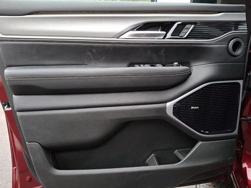 New 2026 Jeep Grand Wagoneer Limited w/ Premium Group II image 8