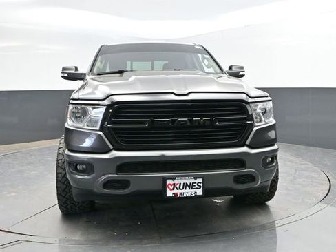 Used 2020 RAM 1500 Big Horn AWD/4WD image 2