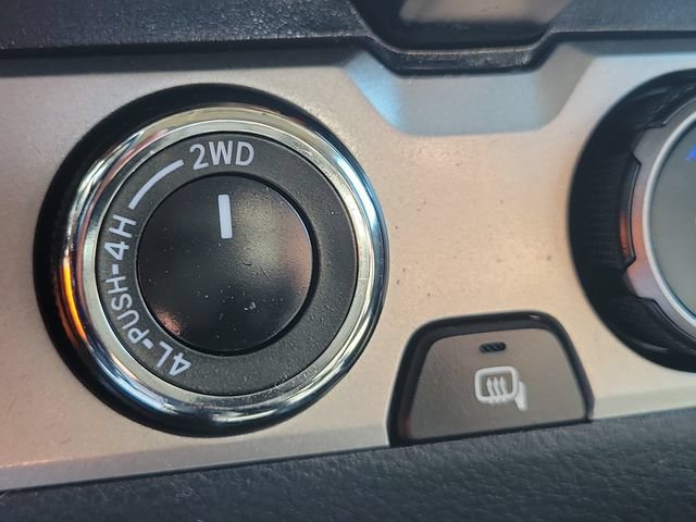 Used 2021 Toyota Tacoma SR AWD/4WD image 29