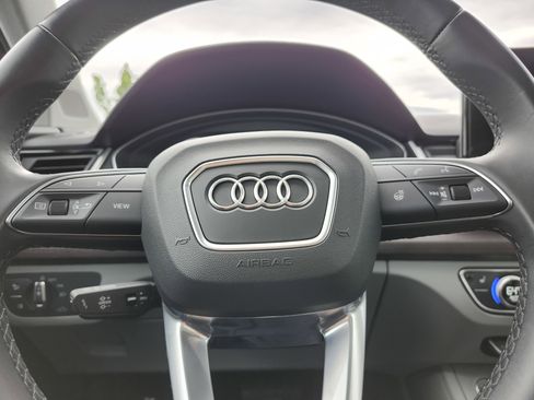 Used 2021 Audi Q5 2.0T Premium Plus w/ Premium Plus Package AWD/4WD image 33