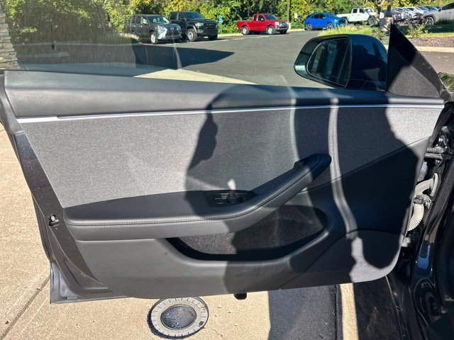 Used 2024 Tesla Model 3 Standard Range RWD image 15