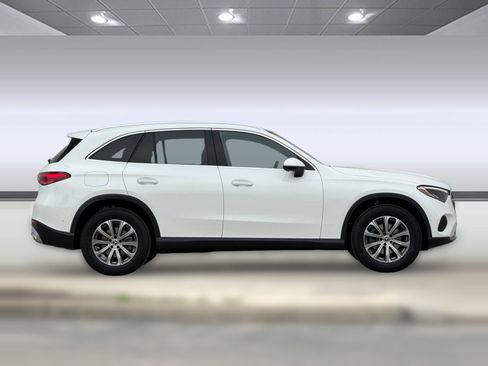 Used 2026 Mercedes-Benz GLC 300 image 7