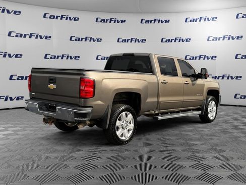 Used 2015 Chevrolet Silverado 2500 LT w/ LT Convenience Package AWD/4WD image 6