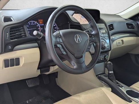 Used 2015 Acura ILX w/ Technology Package FWD image 10