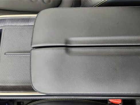 Used 2025 Rivian R1T Adventure image 49