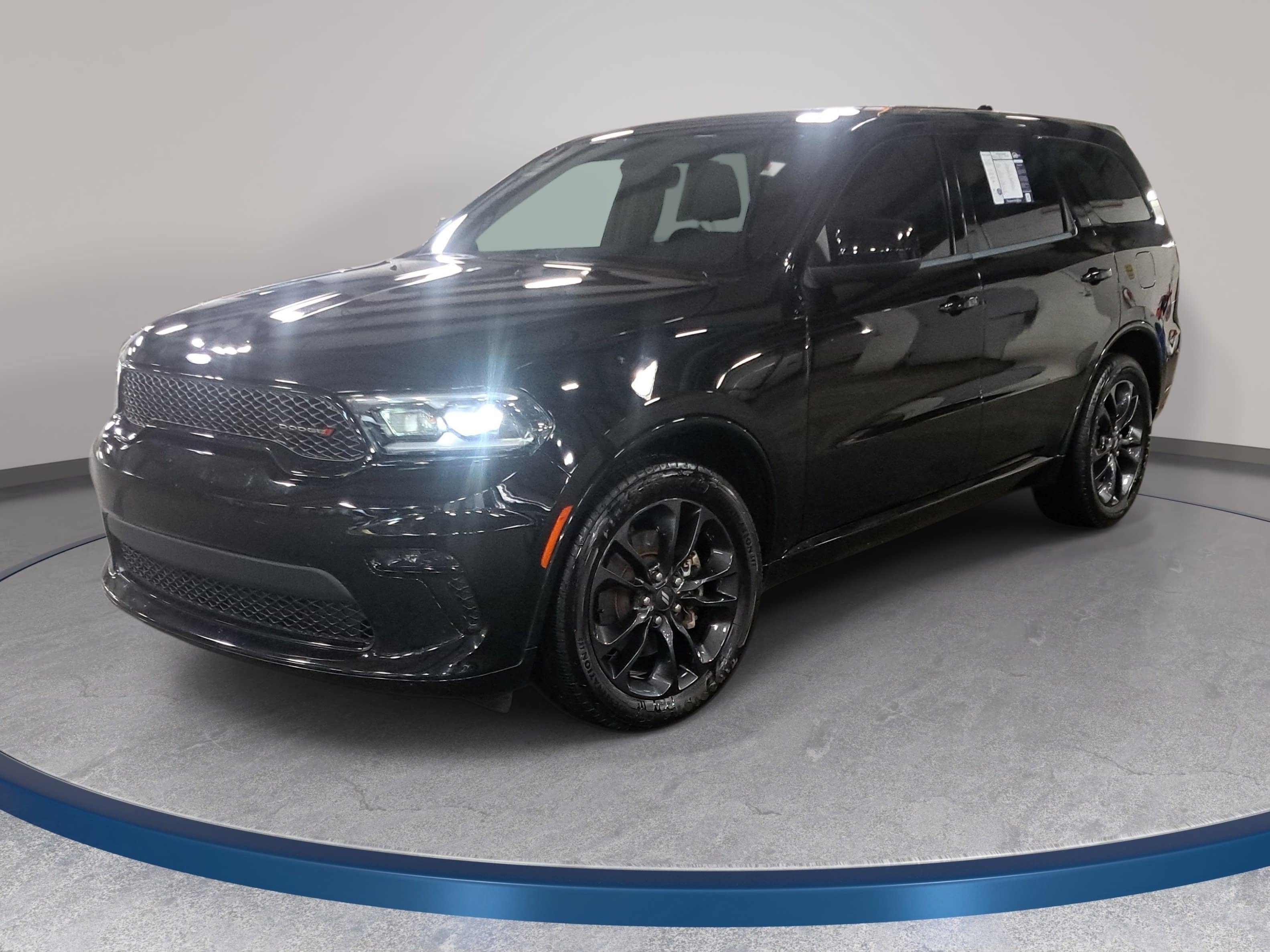 Used 2022 Dodge Durango SXT w/ Blacktop Package RWD image 1