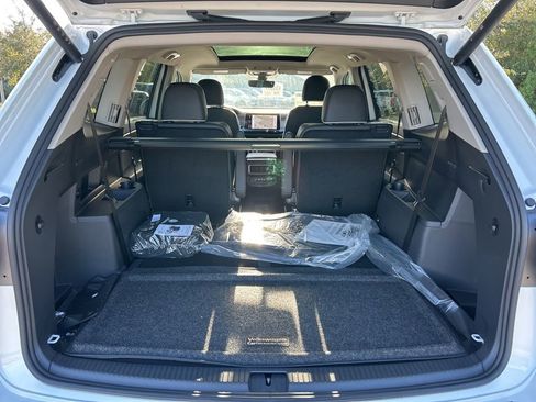 New 2026 Volkswagen Atlas SEL Premium R-Line image 54