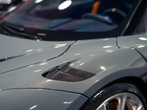 Used 2021 McLaren 765LT RWD image 19