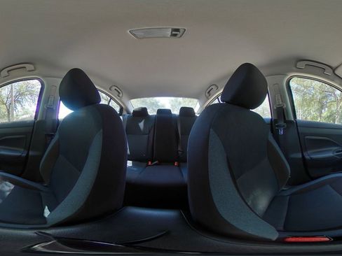 Used 2025 Nissan Versa SV FWD image 41
