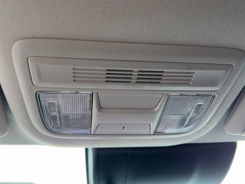 Used 2021 Honda Insight EX image 32