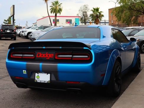 Used 2018 Dodge Challenger SRT Hellcat RWD image 14