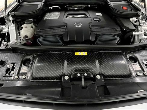 New 2025 Mercedes-Benz GLS 580 GLS 580 image 16