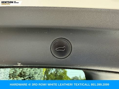 Used 2023 Tesla Model Y Long Range AWD/4WD image 30