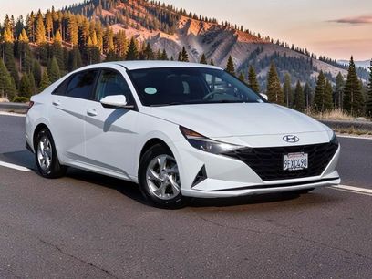 Used 2021 Hyundai Elantra SE