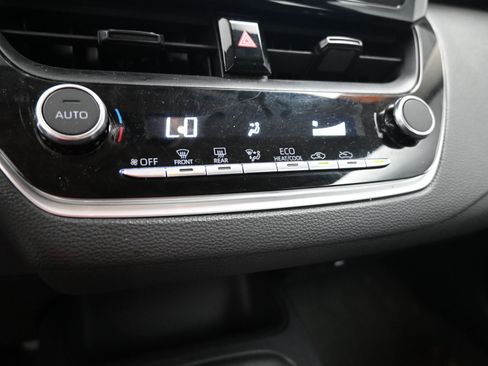 Certified 2024 Toyota Corolla LE image 14