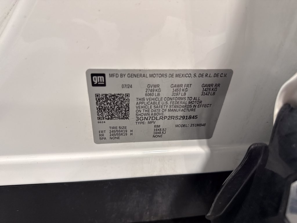Used 2024 Chevrolet Equinox EV LT FWD image 27
