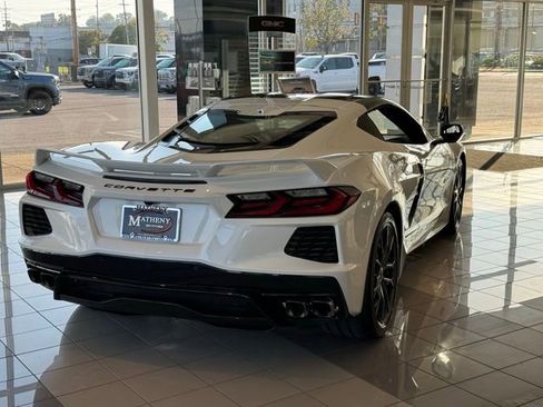 Used 2023 Chevrolet Corvette Stingray Premium Cpe w/ Z51 Performance Package image 5