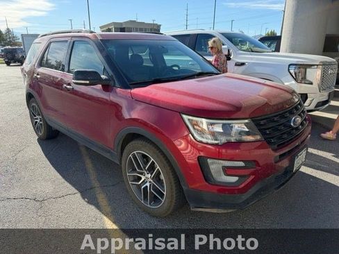 Used 2017 Ford Explorer Sport w/ Equipment Group 401A AWD/4WD image 2